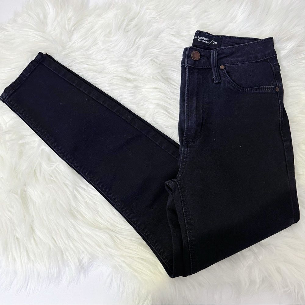 ɢᴜᴄ ᴍᴀᴅᴇ ɪɴ ᴜꜱᴀ ʜɪɢʜ-ᴡᴀɪꜱᴛ “ᴊᴜꜱᴛ ʙʟᴀᴄᴋ ᴅᴇɴɪᴍ” ᴅɪꜱᴛʀᴇꜱꜱᴇᴅ ꜰᴀᴅᴇᴅ ᴄʀᴏᴘᴘᴇᴅ ᴊᴇᴀɴꜱ - Picture 5 of 13